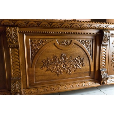 Carved  bed