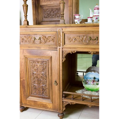 Sideboard