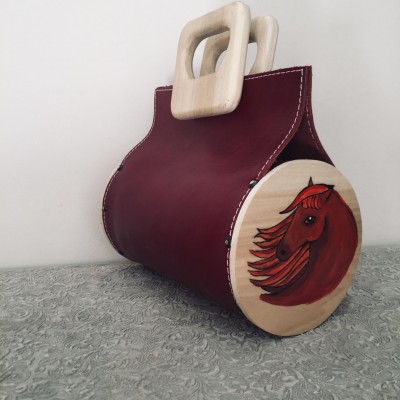 Handbag Horse