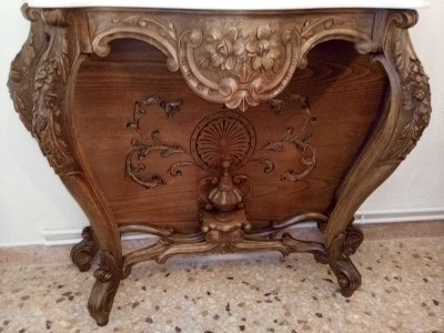 Console table